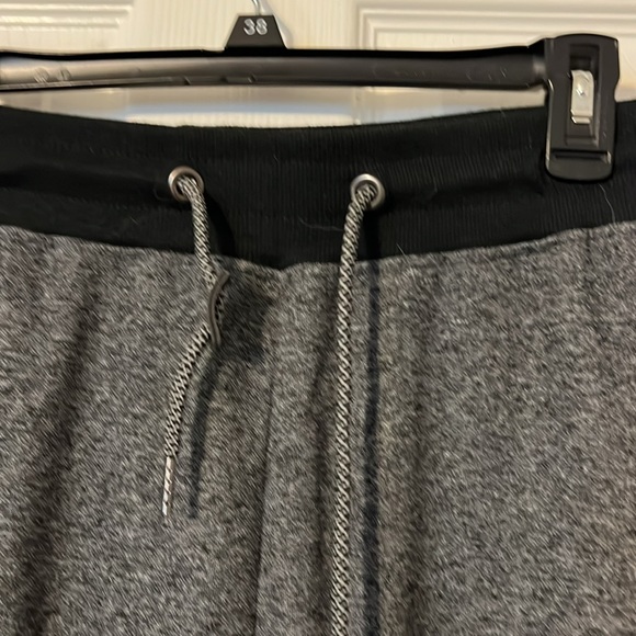 Sweatpants - Picture 2 of 6